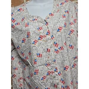 WS Gear Scrub Top Womens M Medium Patriotic Flag Medical Uniform ‎ Short Sleeves